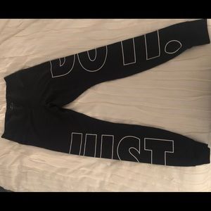 Black Nike “Just Do It.” jogger leggings.